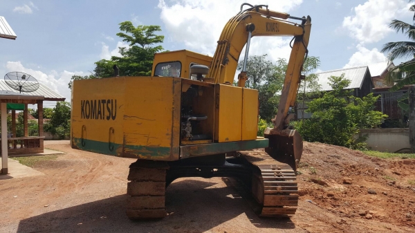 ขาย แบคโฮ KOMATSU PC100-2 เอกสารใบอินวอยซ์ เครื่องดี เอวแน่น ปั้มดี มีบูทสลักหลวมนิดหน่อย ราคาคุยกันได้ครับ