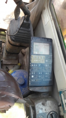 KOMATSU PC 120-5 KOMATSU PC 120-5