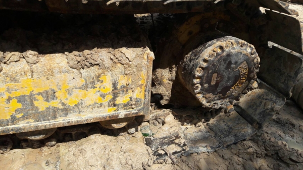 KOMATSU PC 120-5 KOMATSU PC 120-5