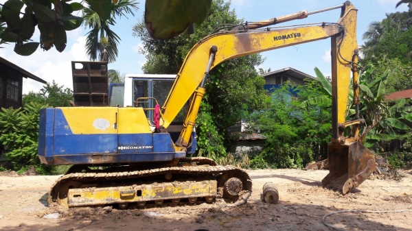 KOMATSU PC 120-5 KOMATSU PC 120-5