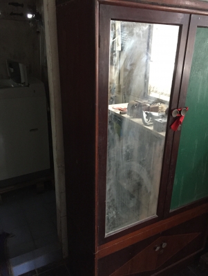 ขายเหมาตู้ไม้สัก 3 ตู้