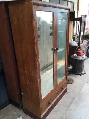 ขายเหมาตู้ไม้สัก 3 ตู้