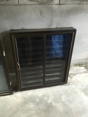 ตู้เก็บพระเครื่อง 2 ใบ