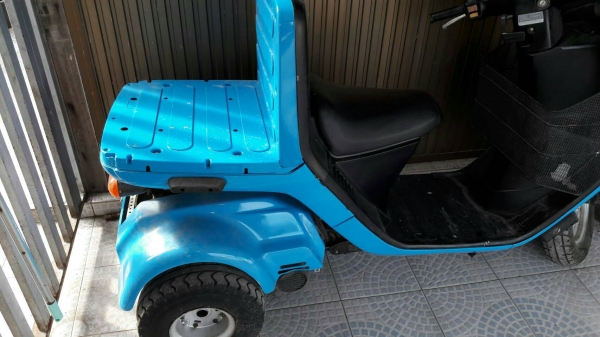 ขาย Honda Canopy 50cc สีฟ้า ขาย Honda Canopy 50cc สีฟ้า