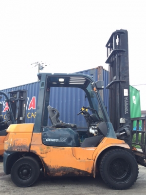 ขายรถโฟลคลิฟท์ TOYOTA 02-7FD25 ,เกียร์ออโต, เครื่องยนต์ดีเซล 2Z ,งาเทปรับคว่ำ-หงายเทได้ , เสายกสูง 5 เมตร ,ล้อหน้าคู่ , รถนำเข้าจากญี่ปุ่น 100\% ขายรถโฟลคลิฟท์ TOYOTA 02-7FD25 ,เกียร์ออโต, เครื่องยนต์ดีเซล 2Z ,งาเทปรับคว่ำ-หงายเทได้ , เสายกสูง 5 เมตร ,ล้อหน้าคู่ , รถนำเข้าจากญี่ปุ่น 100\%