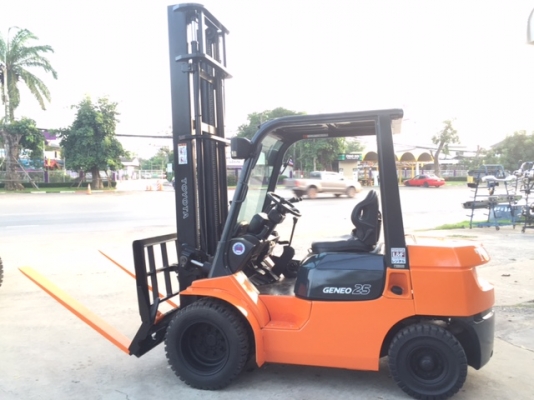 ขายรถโฟลคลิฟท์ TOYOTA 02-7FD25 ,เกียร์ออโต, เครื่องยนต์ดีเซล 2Z ,งาเทปรับคว่ำ-หงายเทได้ , เสายกสูง 5 เมตร ,ล้อหน้าคู่ , รถนำเข้าจากญี่ปุ่น 100\% ขายรถโฟลคลิฟท์ TOYOTA 02-7FD25 ,เกียร์ออโต, เครื่องยนต์ดีเซล 2Z ,งาเทปรับคว่ำ-หงายเทได้ , เสายกสูง 5 เมตร ,ล้อหน้าคู่ , รถนำเข้าจากญี่ปุ่น 100\%