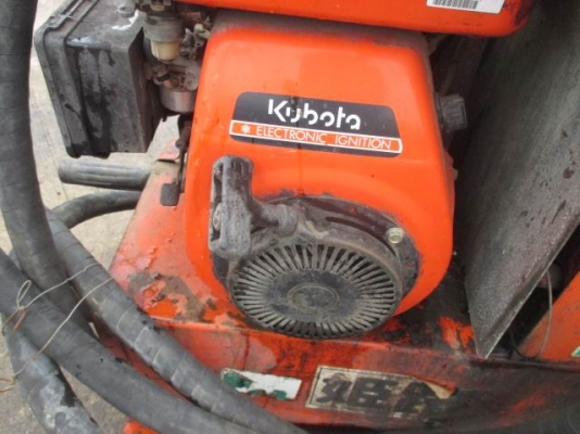 ขายเครื่องฉีดพ่นยางมะตอย ยี่ห้อ HANTA  สินค้าเก่านอก ราคา 18,000 บาท