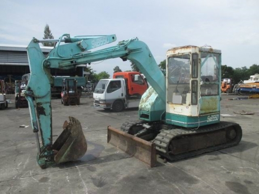 ขายรถขุด ยี่ห้อ HANIX รุ่น S&amp;B550 คอนโทรลน้ำมัน ปั๊มนิ้ว แทรคยาง สินค้าเก่านอก มีเอกสาร ราคา 295,000 บาท