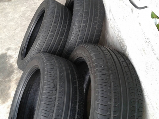 ยาง Hankook 235/50R19ปี13 สวยๆ 4 เส้น ราคา 3500 บาท ยาง Hankook 235/50R19ปี13 สวยๆ 4 เส้น ราคา 3500 บาท