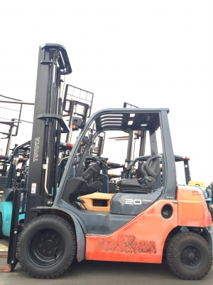 ขายรถโฟลคลิฟท์ TOYOTA 8FD20 ( มีเวท 2.5 เปลี่ยนให้ ) ,รถพันกว่าชั่วโมง, เครื่องยนต์ดีเซล 1DZ-III , เสายกสูง 7 เมตร , รถนำเข้าจากญี่ปุ่น 100\%