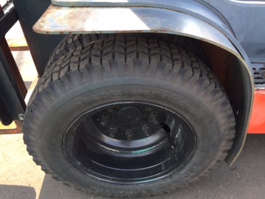 ขายรถโฟลคลิฟท์ TOYOTA 8FD20 ( มีเวท 2.5 เปลี่ยนให้ ) ,รถพันกว่าชั่วโมง, เครื่องยนต์ดีเซล 1DZ-III , เสายกสูง 7 เมตร , รถนำเข้าจากญี่ปุ่น 100\%