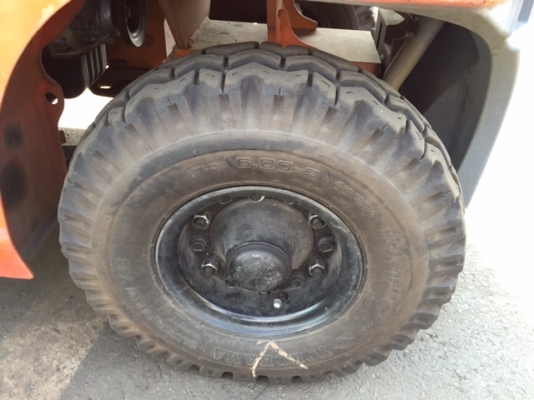 ขายรถโฟลคลิฟท์ TOYOTA 8FD20 ( มีเวท 2.5 เปลี่ยนให้ ) ,รถพันกว่าชั่วโมง, เครื่องยนต์ดีเซล 1DZ-III , เสายกสูง 7 เมตร , รถนำเข้าจากญี่ปุ่น 100\%