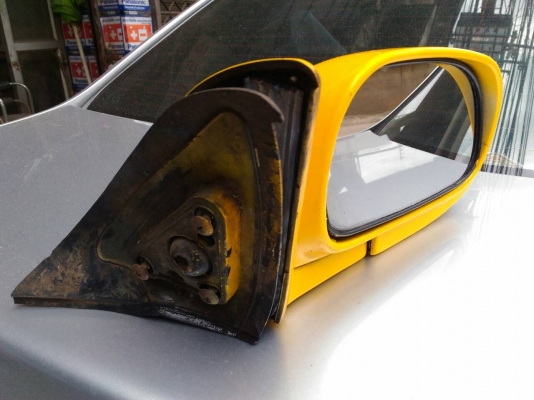 กระจกข้างโตโยต้าโคโรร่า AE110 111 112 ปรับมือ  600บาท อยู่ดอนเมือง TEL0890671028 IDline0890671028