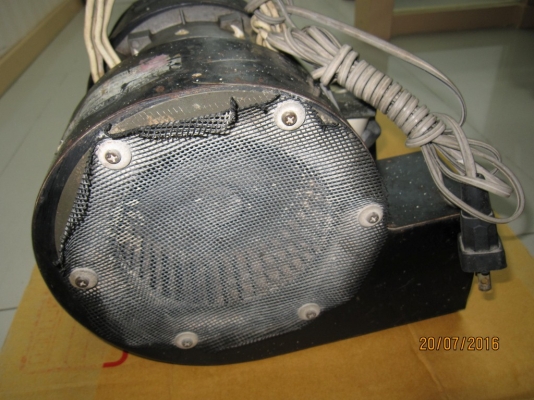 พัดลมหอยโข่ง หรือโบวเวอร์ (blower Mortor) Made in Japan ใช้ไฟ 200-240 v พัดลมหอยโข่ง หรือโบวเวอร์ (blower Mortor) Made in Japan ใช้ไฟ 200-240 v