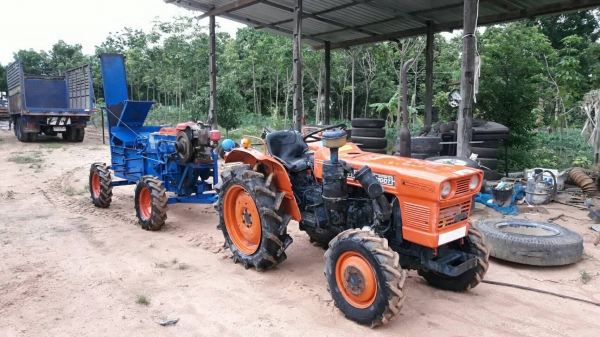 83.000บาท ขายเหมา 3รายการครับ รถไถ L2201. 4WD+เครื่องอัดฟางใหม่ +เทรนเลอร์ลาก. ผาน5คราด 83.000บาท ขายเหมา 3รายการครับ รถไถ L2201. 4WD+เครื่องอัดฟางใหม่ +เทรนเลอร์ลาก. ผาน5คราด