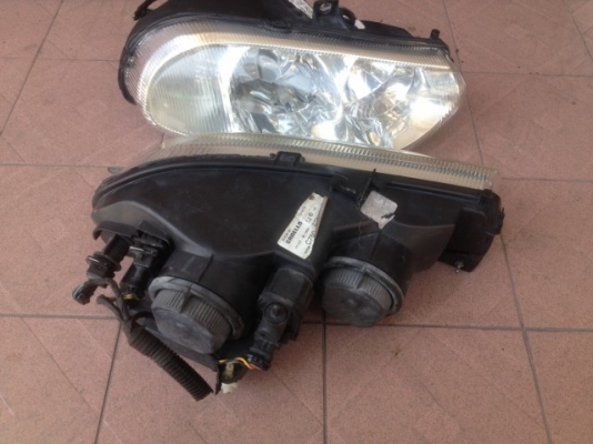 ไฟหน้า ALFA ROMEO 156 เก่าญี่ปุ่นเเท้สภาพสวยคู่ละ