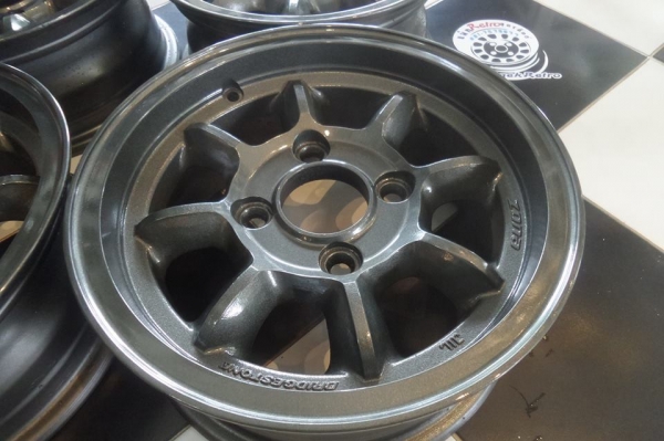 ล้อกล้วย BRIDGESTONE ZONA แท้ JAPAN 13X5.5 ET+20 PCD4/114.3 4วง5500บาท 081-7570077 ล้อกล้วย BRIDGESTONE ZONA แท้ JAPAN 13X5.5 ET+20 PCD4/114.3 4วง5500บาท 081-7570077