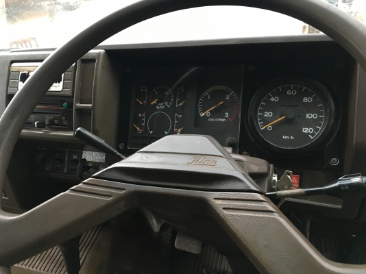 ขายหัวเก๋ง Hino 3ใบปัด นำเข้าจากญึ่ปุ่น ราคาถูกๆ สนใจติดต่อ 081-948-5494