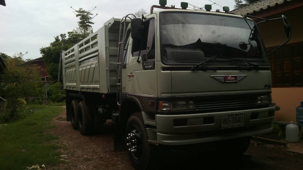 ฝากขาย 10ล้อดั้ม FM3M   240 แรง. สภาพพร้อมใช้