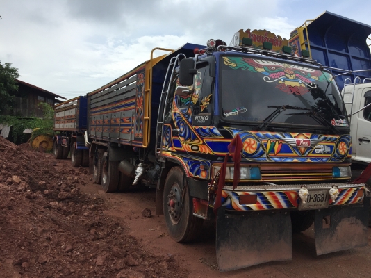 ขายชุดคานหลัง hino 195