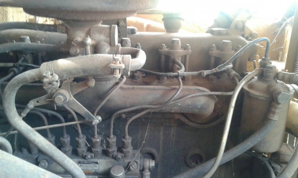 ขาย เทนเลอร์ 10 ล้อ หัวยาว เพลาเดียว มีหางพับไฮดรอริค ไม่มีทะเบียนนะครับ เครื่องเดิม TX เฟืองท้ายใหญ่ คัสซีสวย หางเทนเลอร์เหล็กใหญ่แข็งแรง รถใช้งานได้ปกติ