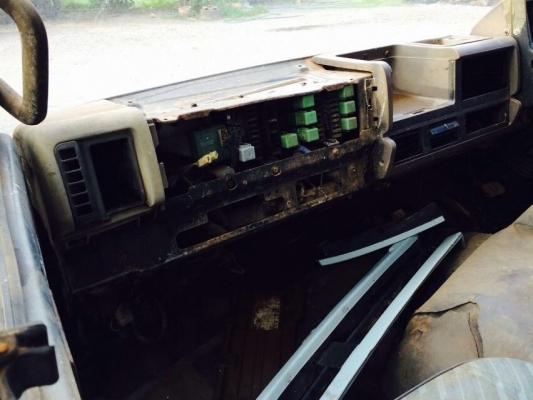 หัวรถอีซูซุ ร็อคกี้