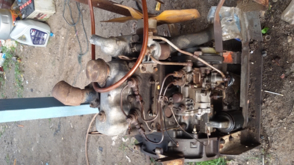 ขายแล้วครับ ช่างหนองจอกมีนบุรีมาเอาไปครับ ขอบคุณครับ เครื่อง..อีซากิ 25 แรง ขายตามสภาพ เครื่องติดดีนิม ไม่มีม้อน้ำ ราคา 7000