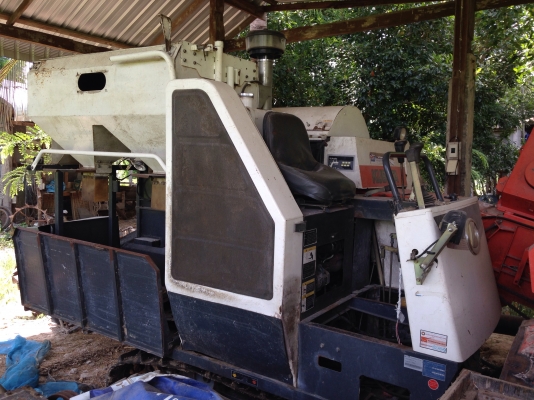 ขาย DC60 ปี 53 ยางแทร็คกับโซ่คอ เพิ่งเปลี่ยน ราคา 225,000 มีเล่มทะเบียน 091-0206555 อยู่ศรีสะเกษครับ