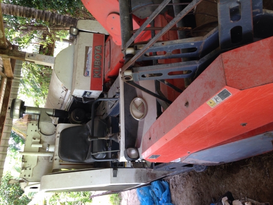 ขาย DC60 ปี 53 ยางแทร็คกับโซ่คอ เพิ่งเปลี่ยน ราคา 225,000 มีเล่มทะเบียน 091-0206555 อยู่ศรีสะเกษครับ