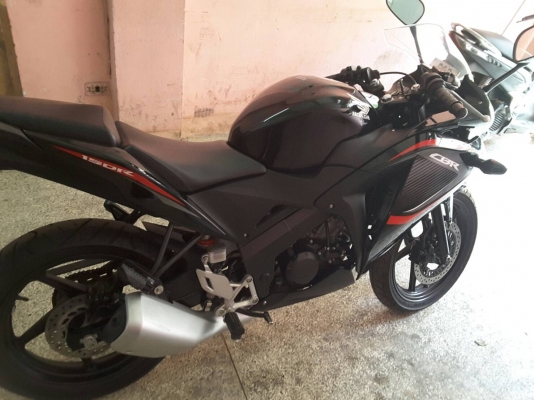 ขาย Honda CBR150 i เพิ่งจดทะเบียน ปี 59 วิ่งไปเก้าร้อยกว่าโล สภาพสวยเเหมือนรถใหม่ ไม่มีประกันรถหาย เล่มพร้อมโอน อยู่เขตบางแค กรุงเทพฯ 086-4076768 เน้นโทร ขาย Honda CBR150 i เพิ่งจดทะเบียน ปี 59 วิ่งไปเก้าร้อยกว่าโล สภาพสวยเเหมือนรถใหม่ ไม่มีประกันรถหาย เล่มพร้อมโอน อยู่เขตบางแค กรุงเทพฯ 086-4076768 เน้นโทร