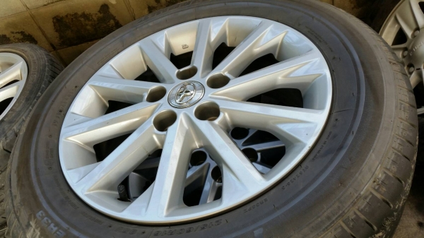 ล้อแม็กซ์ TOYOTA CAMRY ตัวรอง TOP ขอบ 16 พร้อมยางใหม่ๆ
