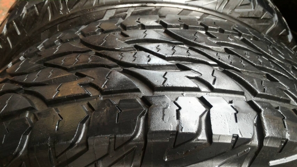 ล้อลาย Bradley Bead - Lock พร้อมยาง 245 x 70 x 16 AT ล้อลาย Bradley Bead - Lock พร้อมยาง 245 x 70 x 16 AT