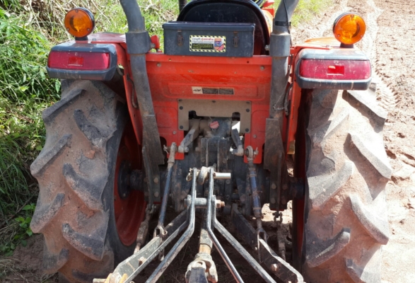 L3608 อุปกรณ์4ชิ้นเล่มทะเบียนพร้อมครับ L3608 อุปกรณ์4ชิ้นเล่มทะเบียนพร้อมครับ