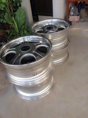 แม็ก euroline 18"  แท้ ญี่ปุ่น 15,000 บาท