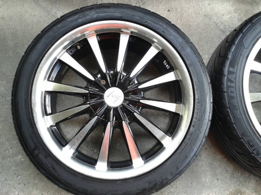 ขอบ17นิ้ว4รู100/114 พร้อมยาง สวยๆ 4 ล้อ ราคา 6900 บาท ขอบ17นิ้ว4รู100/114 พร้อมยาง สวยๆ 4 ล้อ ราคา 6900 บาท