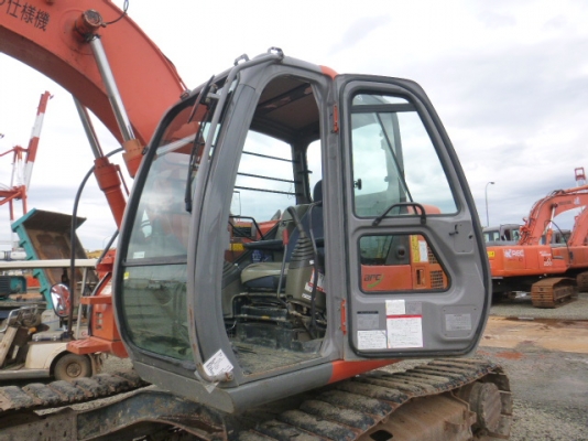 Hitachi ZX135US เก่าญี่ปุ่น รถปี2007