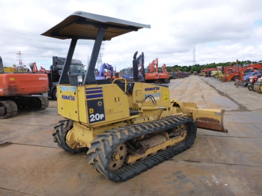 รถแทรคเตอร์ D20P-7E S/N:818XX รุ่นยอดนิยม เกียรตัด ประหยัดน้ำมัน