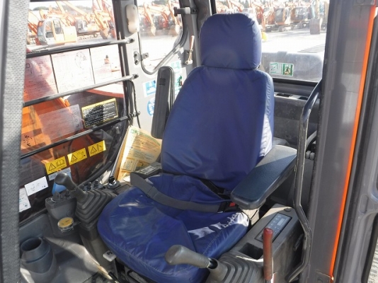 Hitachi ZX120 เก่าญี่ปุ่น ถึงไทยเร็วๆนี้ สนใจโทร 081-858-1834 แบงค์