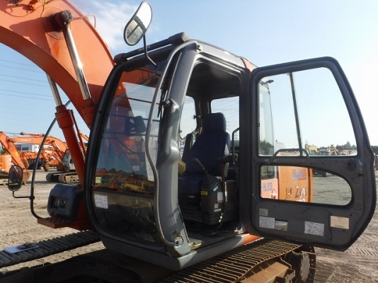 Hitachi ZX120 เก่าญี่ปุ่น ถึงไทยเร็วๆนี้ สนใจโทร 081-858-1834 แบงค์