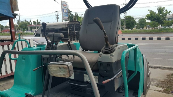 ขาย รถขุด KOBELCO รุ่น SK025 มือสองญี่ปุ่น แทรกเหล็ก สลักแน่น ทั้งคัน คอนโทรลสั้น ปั้มนิ้ว มือถือ/LINE ID : 0818753444 ขาย รถขุด KOBELCO รุ่น SK025 มือสองญี่ปุ่น แทรกเหล็ก สลักแน่น ทั้งคัน คอนโทรลสั้น ปั้มนิ้ว มือถือ/LINE ID : 0818753444