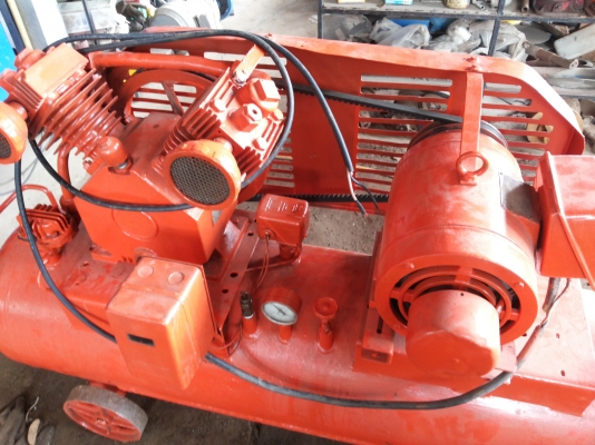 ขายถูกๆ...ปั้มลม hitachi japan ฟิตๆ พร้อมใช้งาน