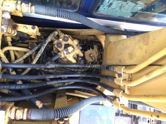 ขาย KOMATSU  PC60-6 มาใหม่  เก่าญี่ปุ่น   สภาพสวย  เครื่องปั๊มดี   ระบบคล่องมากๆๆ  เดิมๆๆ   สนใจโทร  089-7462641  สุวรรณี..