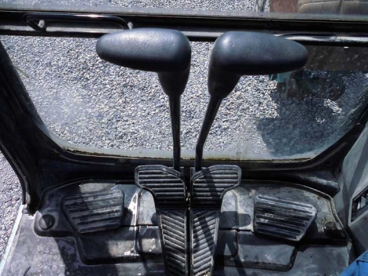 ขายKOBELCO SK135SR YY04  ปี 2007  มาใหม่  เก่าญี่ปุ่นแท้  เดิมๆๆ  สภาพสวยมากๆๆ  สนใจโทร 089-7462641  สุวรรณี