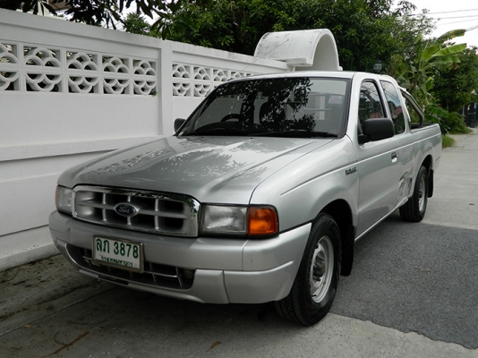 FORD RANGER Super Cab 2.5 รถมือเดียวออกห้าง สภาพดีราคาไม่แพงครับ
