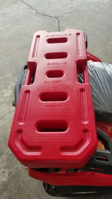 ขาย ถังใส่น้ำมัน สำหรับ เอทีวี ขนาด 20  ลิตร ใช้เป้นบันไดได้ด้วยครับ  ขาย 3500-