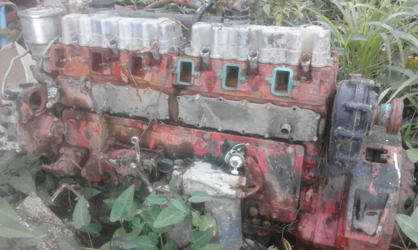 ขายซากรถโม่ HINO FR2708 ช่วงล่าง ZM 10 นอ๊ด 2 เพลาทะเบียนเต็มเครื่อง EK 100 ขายซากรถโม่ HINO FR2708 ช่วงล่าง ZM 10 นอ๊ด 2 เพลาทะเบียนเต็มเครื่อง EK 100