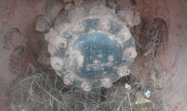 ขายซากรถโม่ HINO FR2708 ช่วงล่าง ZM 10 นอ๊ด 2 เพลาทะเบียนเต็มเครื่อง EK 100 ขายซากรถโม่ HINO FR2708 ช่วงล่าง ZM 10 นอ๊ด 2 เพลาทะเบียนเต็มเครื่อง EK 100