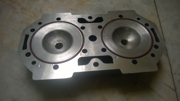 ฝาสูบ r@d dome27ccใส่คาวา800 750proสลักใหญ่ ไม่ต้องใช้ประเก็น สภาพสวยครับผม