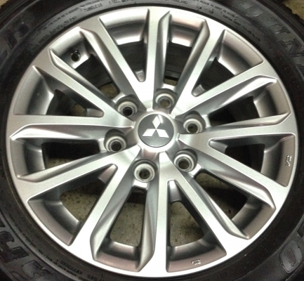 แม็ก นิว มิตซูบิชิ ไตตั้น พลัส พร้อมยาง 245-65-17 แม็ก นิว มิตซูบิชิ ไตตั้น พลัส พร้อมยาง 245-65-17