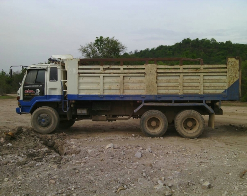 สิบล้อ อีชูชุ ร็อค 6HH1-195แรง 2เพา สโลสอินเตอร์4สปีส สภาพดีสวยพร้อมใช้ ทะเบียนพร้อมโอน